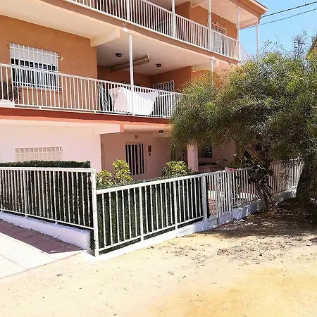 Casa Cueva * San Juan de los Terreros